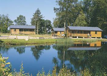 Bron Eifion Lodges
