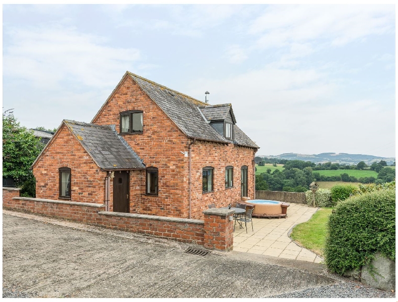 Click here for more about Waggoners Cottage